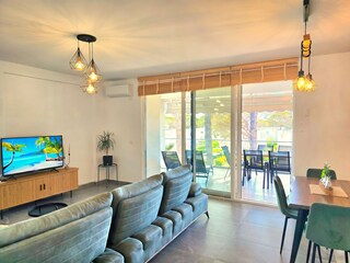 Apartment Gjiri Lalzit Ausstattung 28