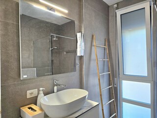 Apartment Gjiri Lalzit Ausstattung 22