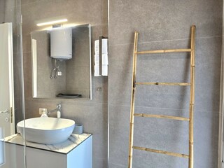 Apartment Gjiri Lalzit Ausstattung 23