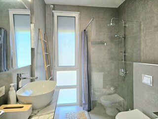 Apartment Gjiri Lalzit Ausstattung 24