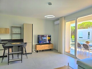 Apartment Gjiri Lalzit Ausstattung 11