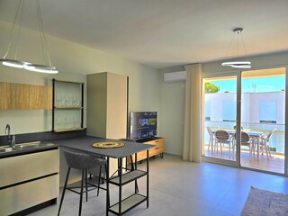 Apartment Gjiri Lalzit Features 15