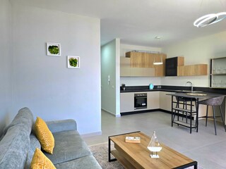 Apartment Gjiri Lalzit Features 17