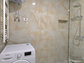 Apartment Gjiri Lalzit Features 22