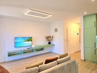 Apartment Gjiri Lalzit Ausstattung 22