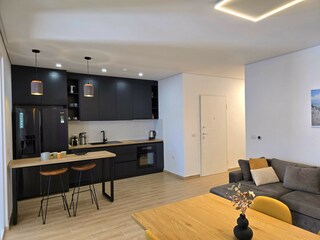 Apartment Gjiri Lalzit Features 11