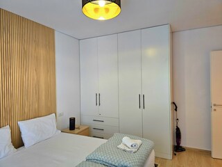 Apartment Gjiri Lalzit Features 18