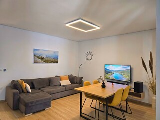 Apartment Gjiri Lalzit Ausstattung 15