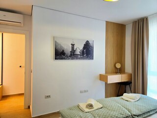 Apartment Gjiri Lalzit Features 16