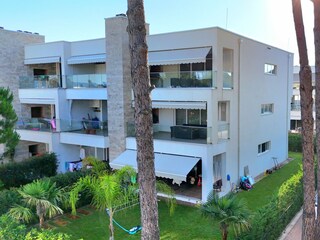 Apartment Gjiri Lalzit Außenaufnahme 8