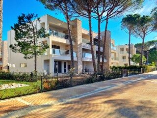 Apartment Gjiri Lalzit Außenaufnahme 12