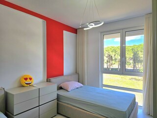 Apartment Gjiri Lalzit Features 13