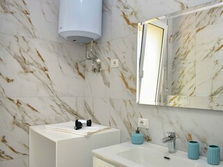 Apartment Gjiri Lalzit Ausstattung 36