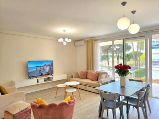 Apartment Gjiri Lalzit Ausstattung 14