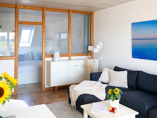 Blick vom Wohnzimmer Richtung Schlafzimmer