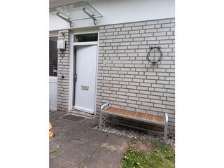 Platz für einen morgendlichen ersten Kaffee oder Tee