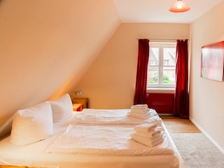 Schlafzimmer 1 OG