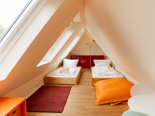 Schlafzimmer 2 OG