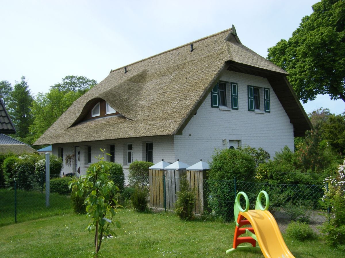 Ferienhaus Zeese und Nachbarschaft