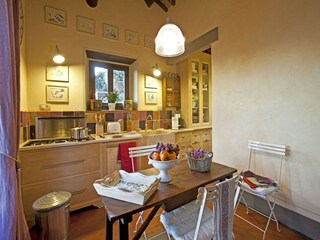 Villa Cortona Features 16