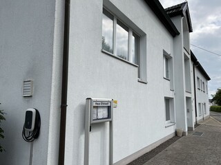 Lademöglichkeit für Elektroautos am Haus