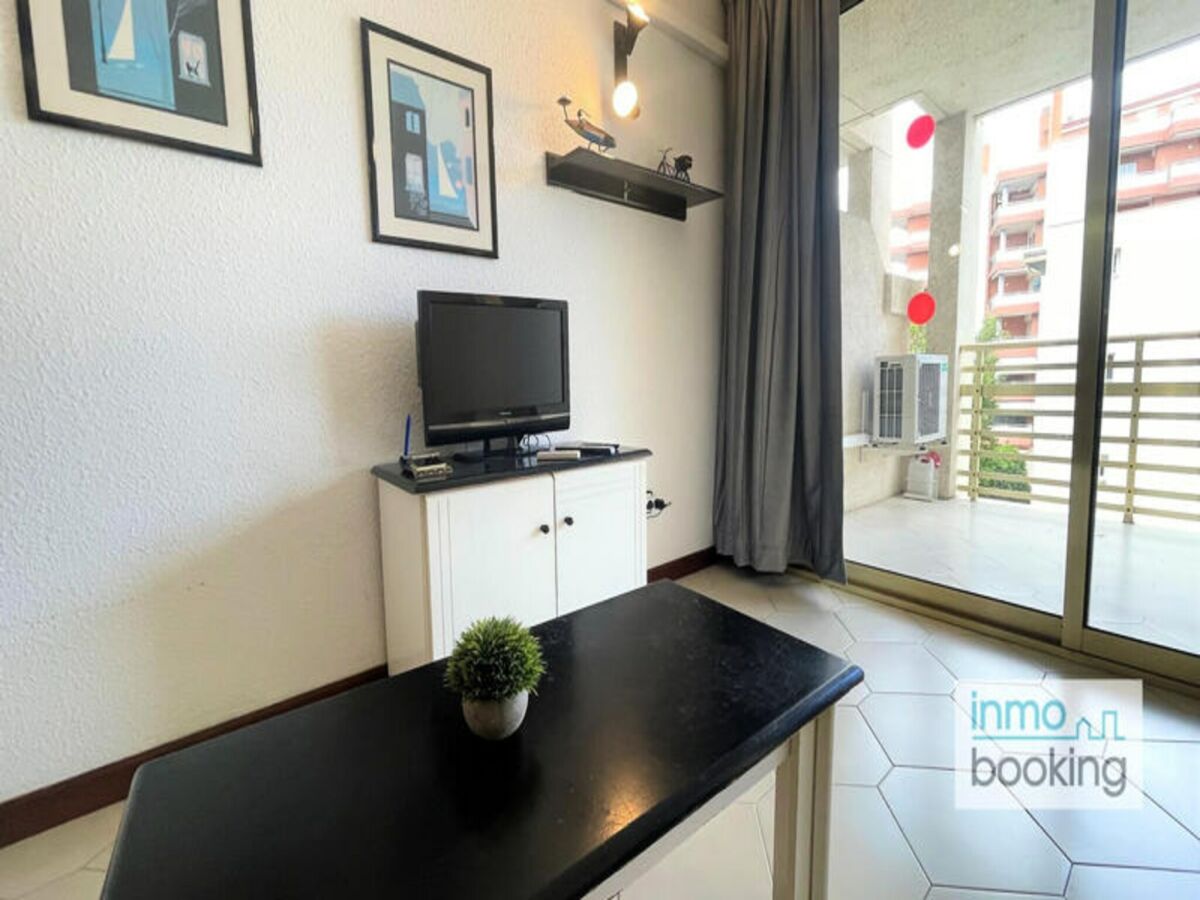 Apartment Salou  16