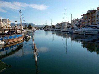 Apartment Empuriabrava Environment 14