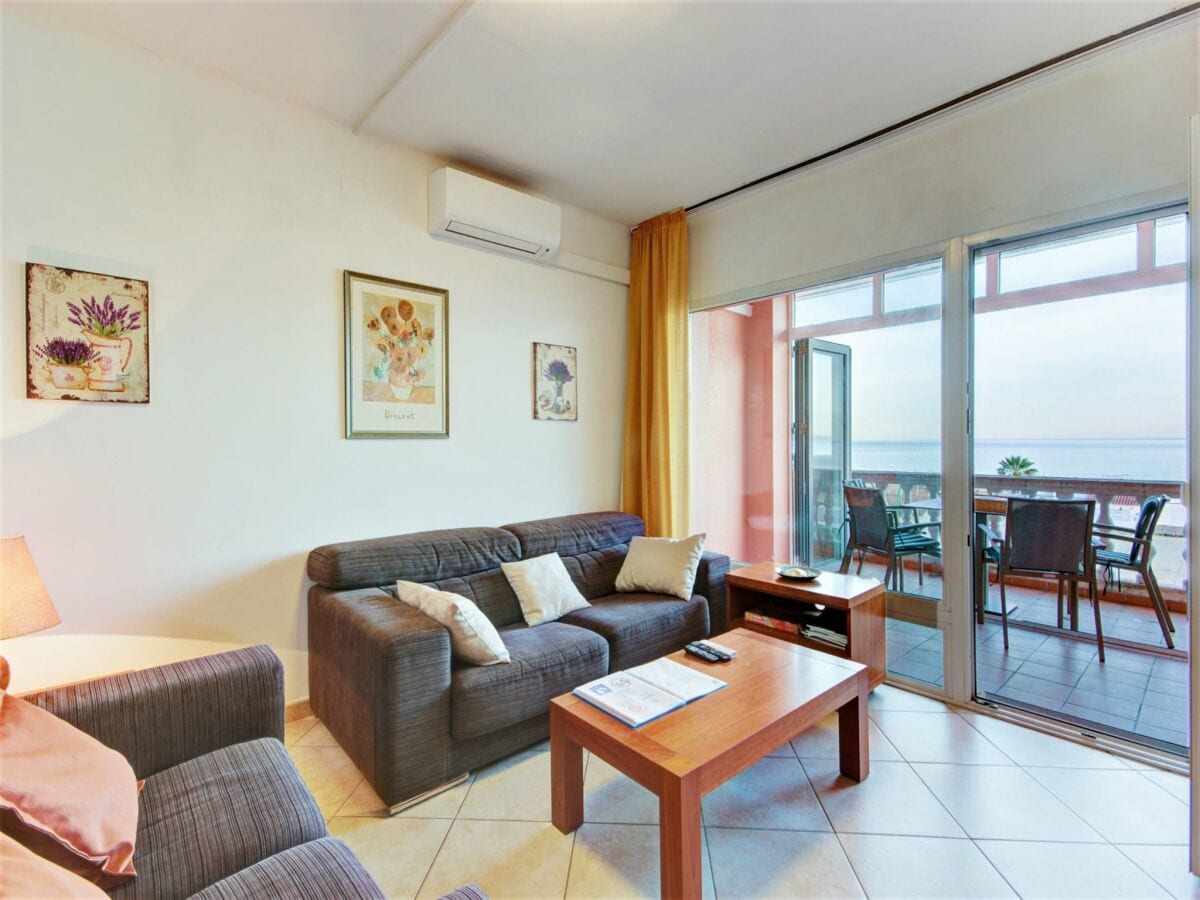 Apartment Empuriabrava  17