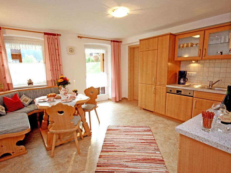Ferienwohnung zimmermann, allgäu frau sylvia hartmann In zimmermann schlafzimmer