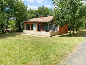 Holiday park Holiday home overlooking the Pyrenees - Rouvenac - image1