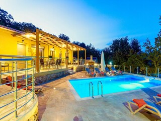Villa Kastellos Outdoor Recording 6