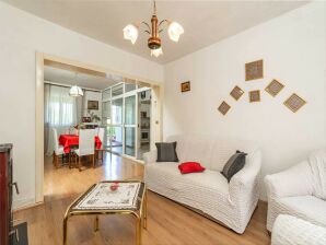 Villa Desin - Three Bedroom Apartment with Terrace and Garden View - Molunat - image1