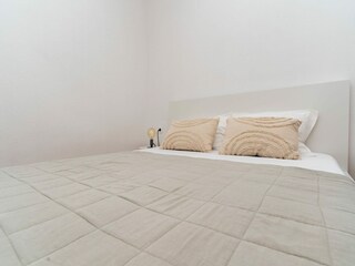 Apartment Molunat Ausstattung 22