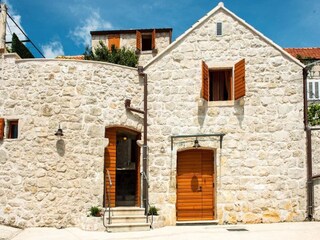 Villa Brsecine Outdoor Recording 3