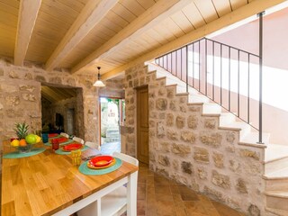 Villa Brsecine Features 16