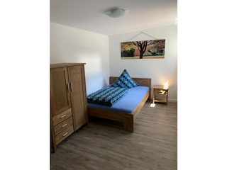 Schlafzimmer 2