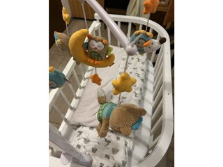 Babybett verfügbar