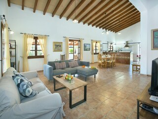 Villa Pollensa Features 2