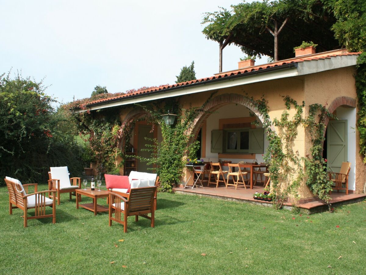 Ferienwohnung Oleandro mit Veranda und Sitzgruppe