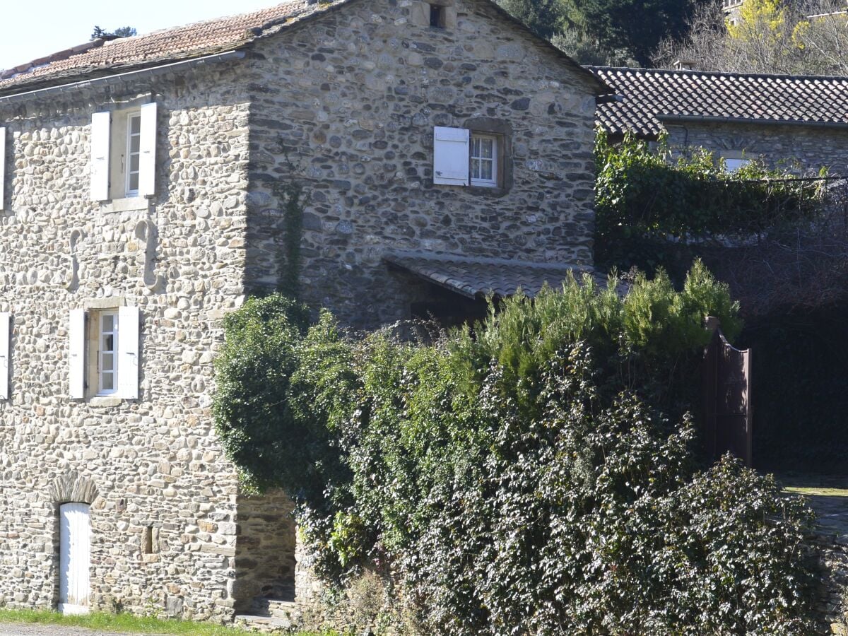 Le gîte la Clède de bas en haut