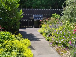 Garten mit Grillmöglichkeit