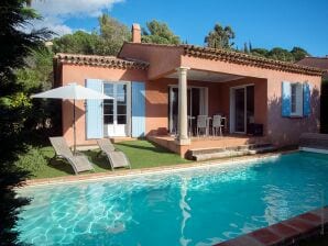 Holiday park Villa with swimming pool, only 1 km. from sea - Cavalaire-sur-Mer - image1