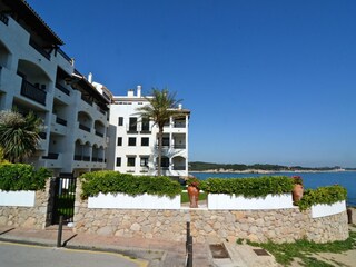 Apartment L'Escala  19