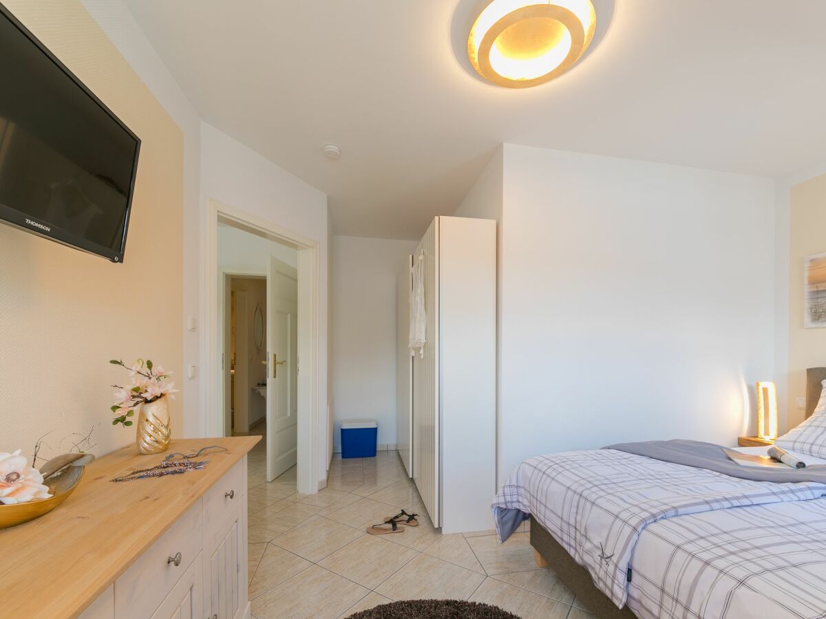 Apartment Strandpromenade - 1. Reihe am Meer inkl. Strandkorb, Binz