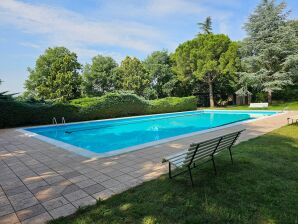 Vakantiehuis Appartamento a Colà vicino al parco termale