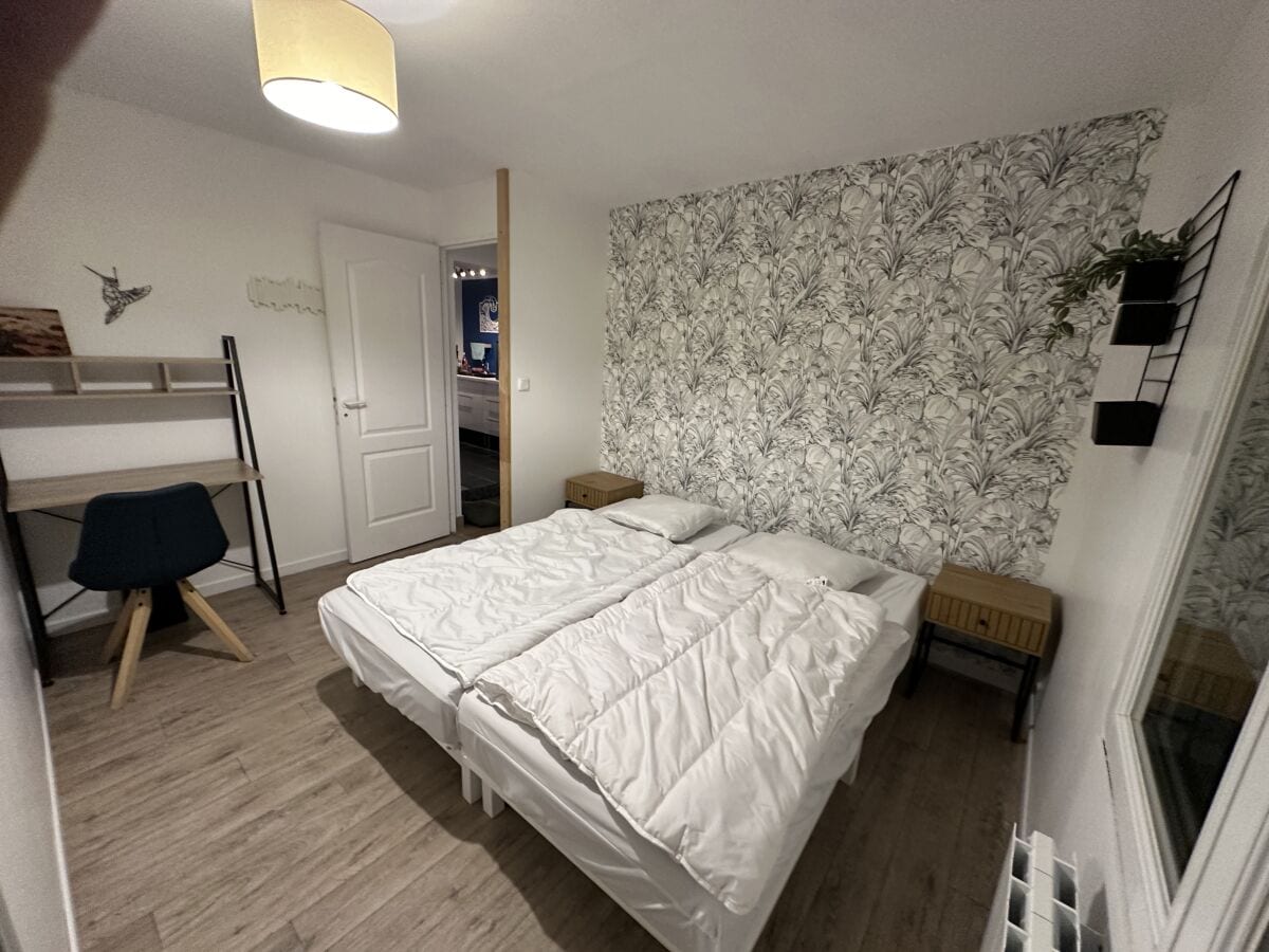 Schlafzimmer 2 Unten