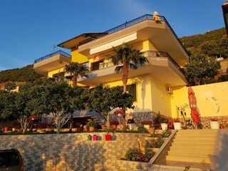 Villa Vlora Outdoor Recording 5