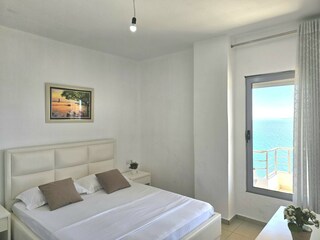 Apartment Saranda  12