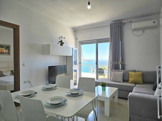 Apartment Saranda  13