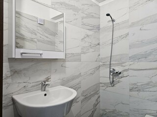 Apartment Saranda  12